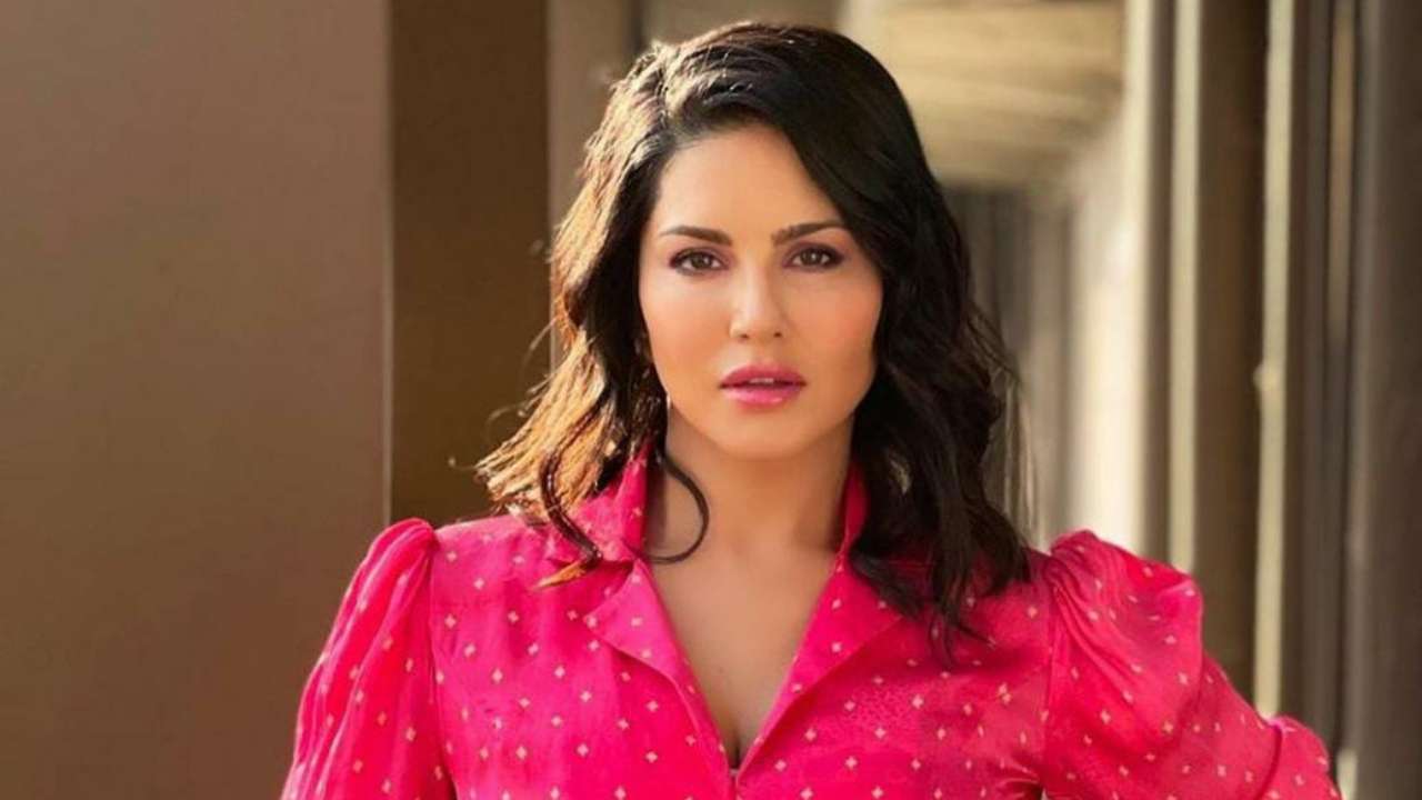 1280px x 720px - Sunny Leone finds work life and motherhood difficult to balance