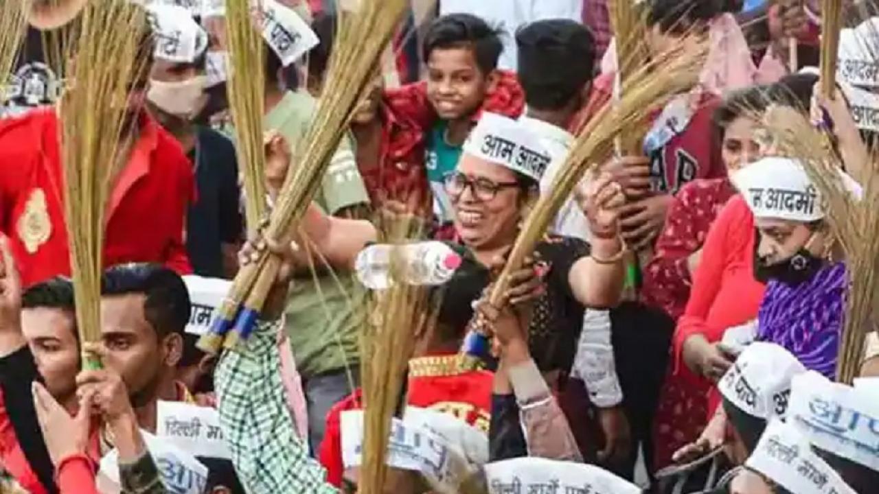 क्या कह रहे हैं AAP कार्यकर्ता?