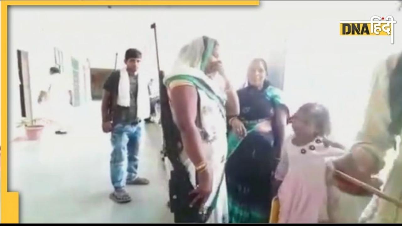MP के इस जिले में बंदूक थामे घूमती हैं महिलाएं, 150 से ज्यादा के पास है License