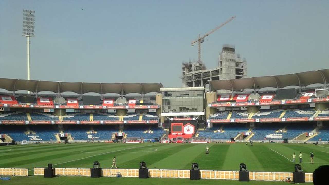 IPL 2022: DY Patil stadium pitch and weather report for Royal Challengers Bangalore vs Kolkata Knight Riders match