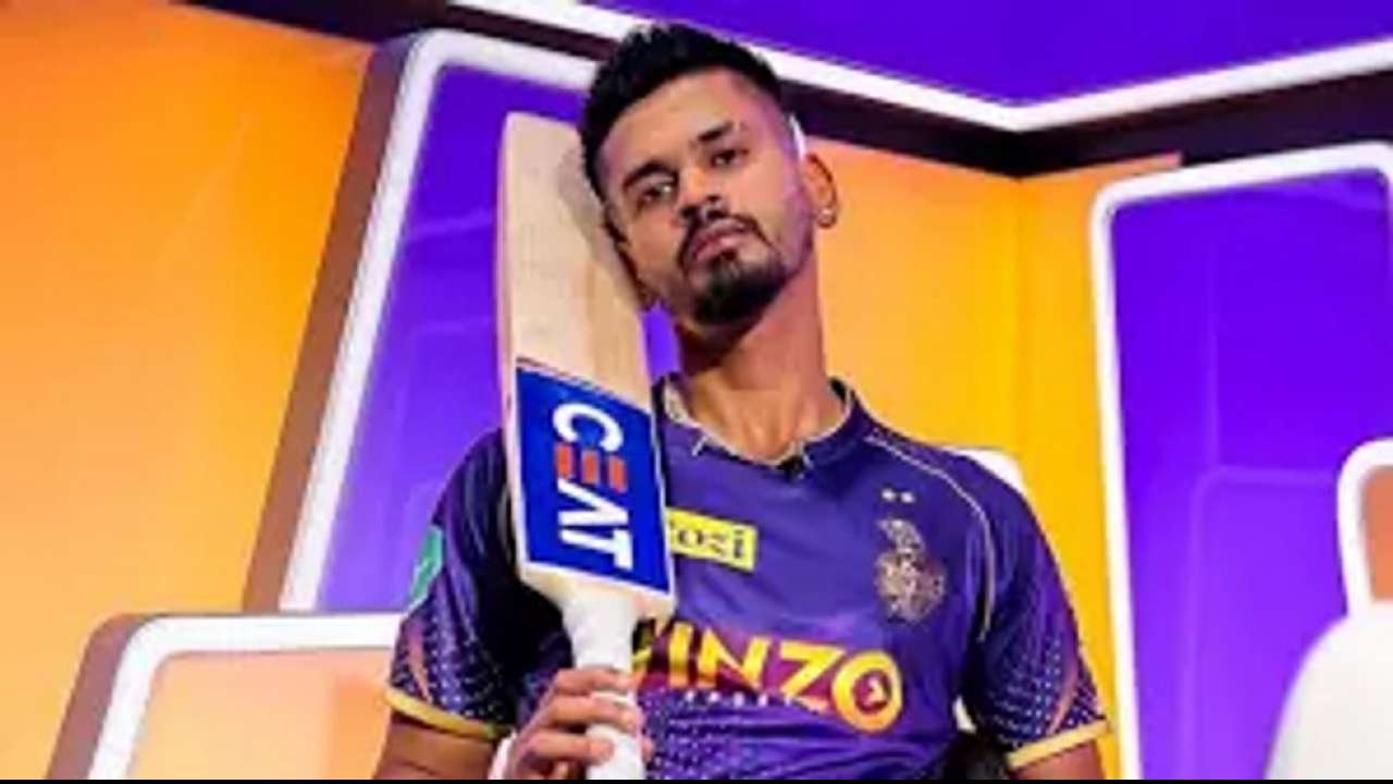 Shreyas Iyer strikes SRK's iconic pose during KKR's clash against PBKS