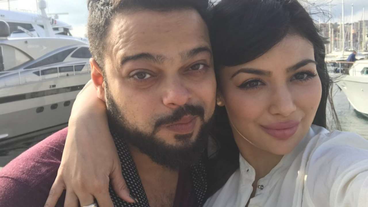 X Video For Aisha Takia - Ayesha Takia, Farhan Azmi reveal they faced racist, sexual comments at Goa  airport