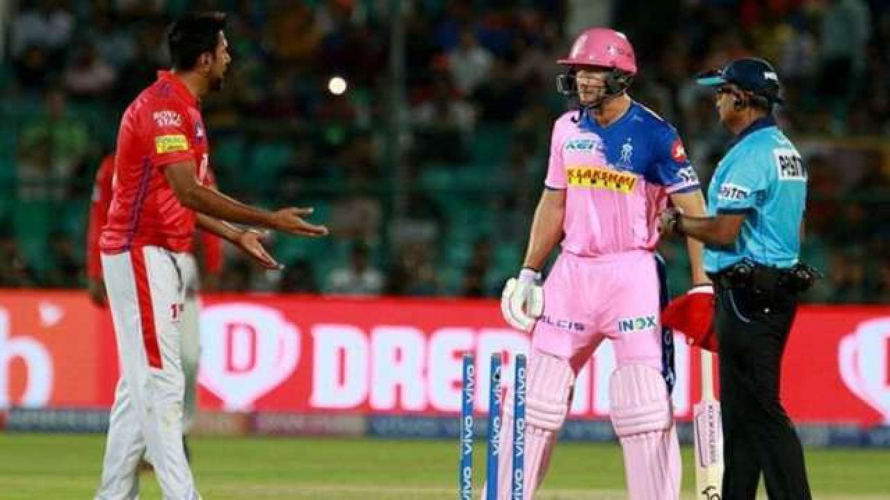 R Ashwin 'mankads' Jos Buttler during RR vs KXIP match