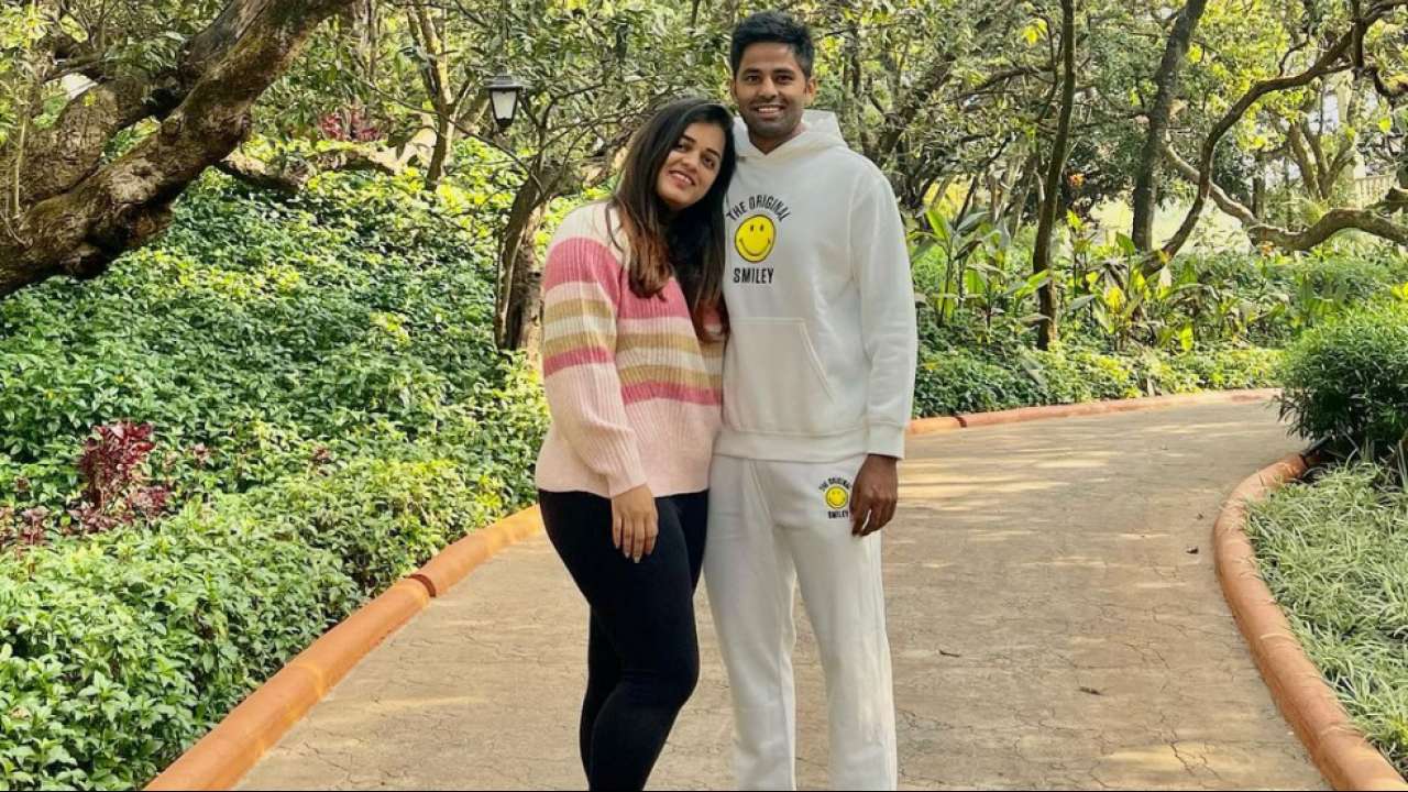 Suryakumar Yadav with his wife Devisha Shetty