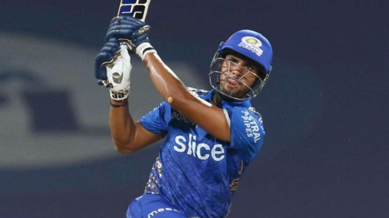 Chances of Mumbai Indians making it to the IPL playoffs?