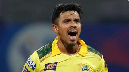 How many matches CSK should win to reach playoffs?