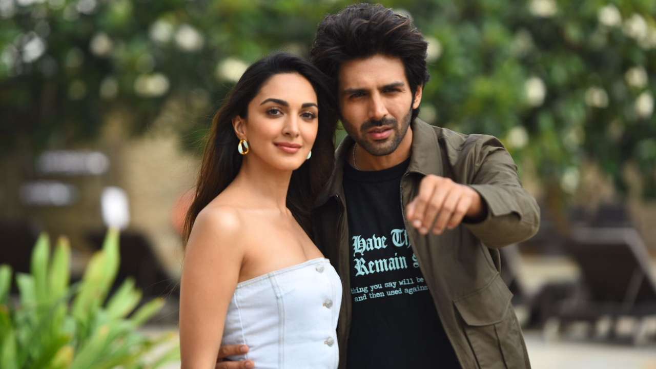 Bhool Bhulaiyaa 2 stars Kartik Aaryan, Kiara Advani promote movie in ...