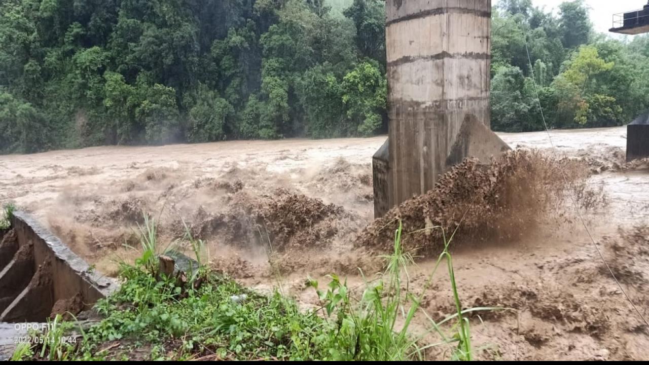 दीमा हासो जिले का संपर्क टूटा 