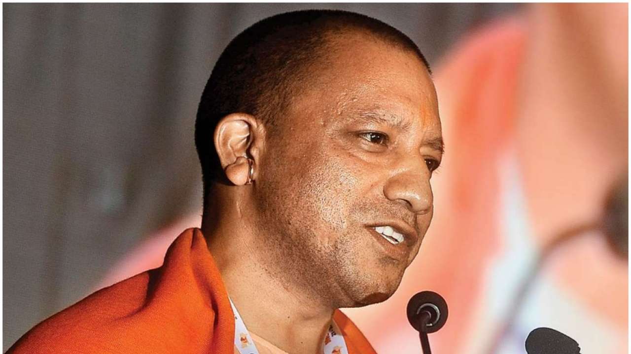 Yogi Adityanath | Adityanath, RSS leaders visit UP Deputy CM's home as  Assembly polls near - Telegraph India