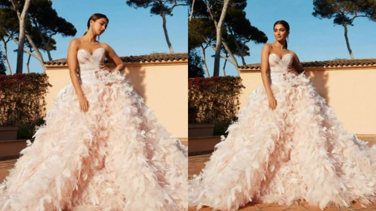 Cannes Film Festival 2022: Pooja Hegde stuns in a stunning feather gown