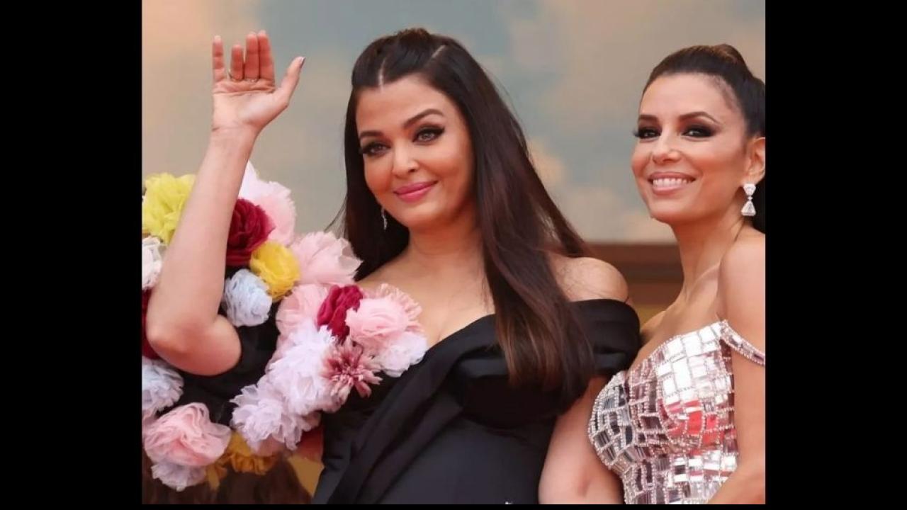 Aishwarya Rai की ड्रेस में सजे थे फूल