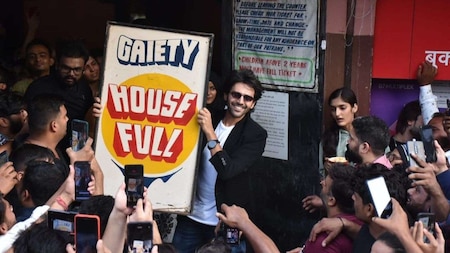 Kartik Aaryan's way of celebrating success