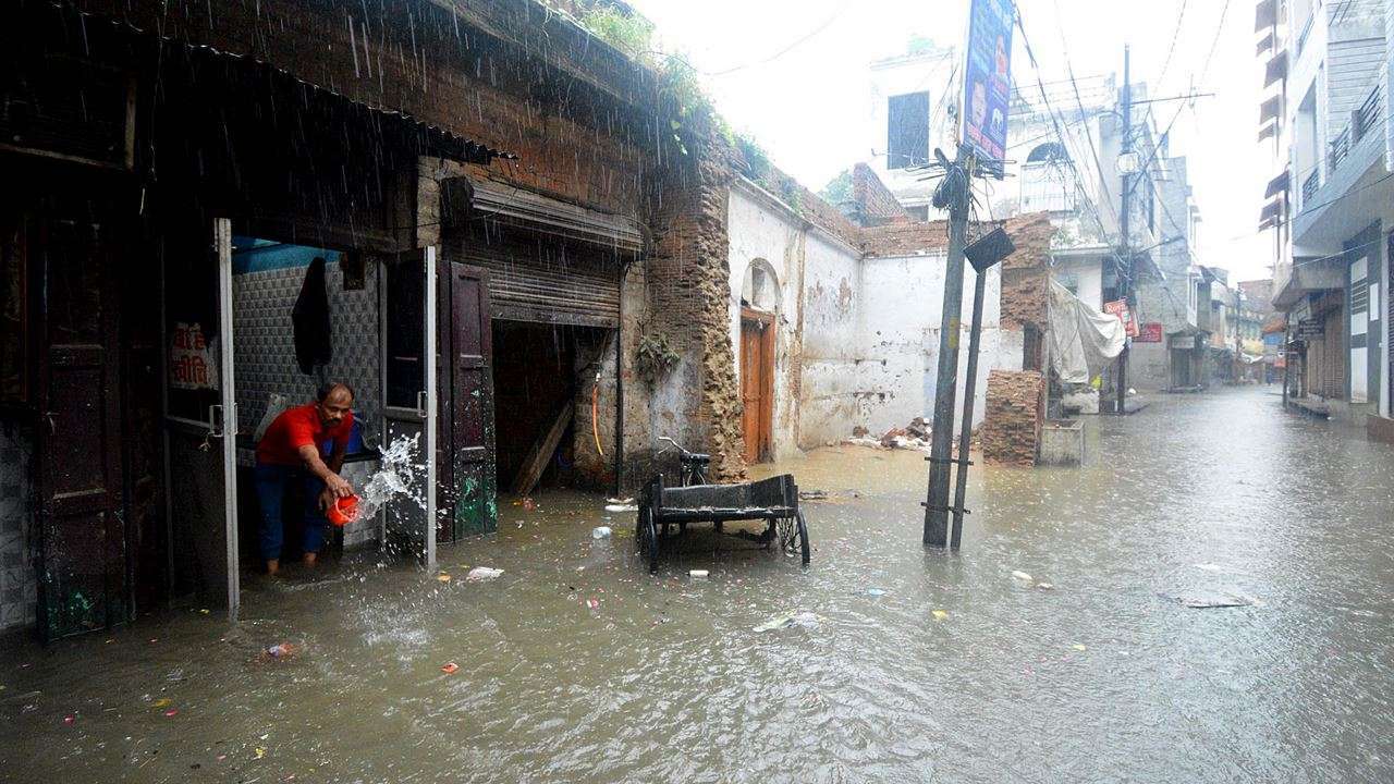 Delhi: 8 injured as houses collapse after heavy rains and thunderstorms