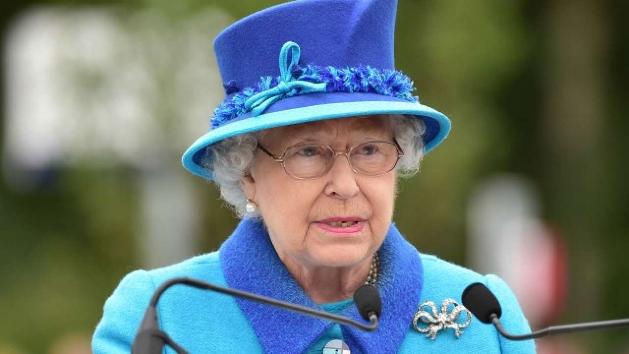 Does the Queen still have power in Britain?