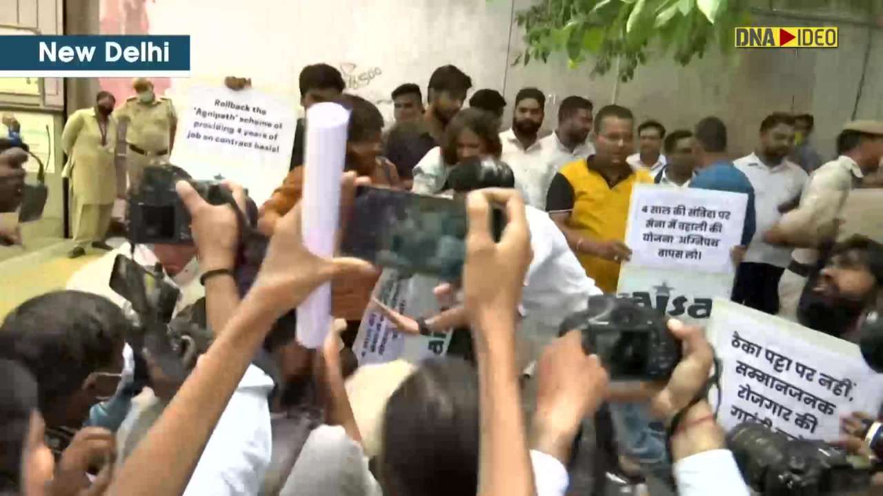 AAP student wing holds protest in Delhi against ‘Agnipath’ scheme ...