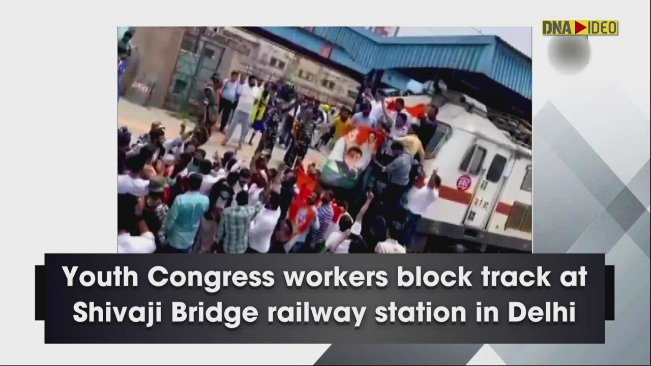 Bharat Bandh: Youth Congress workers block track at Shivaji Bridge railway station in Delhi