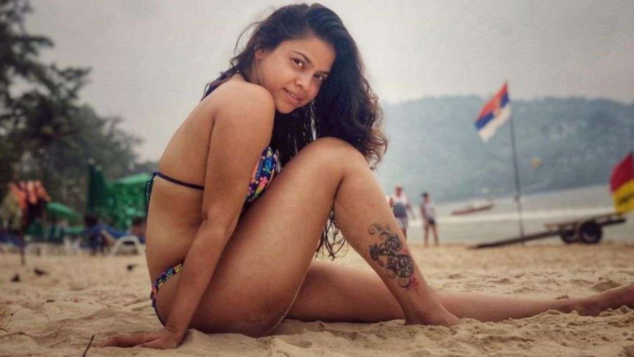 1280px x 720px - Happy birthday Sumona Chakravarti: 6 times The Kapil Sharma Show actress  sizzled in bikini