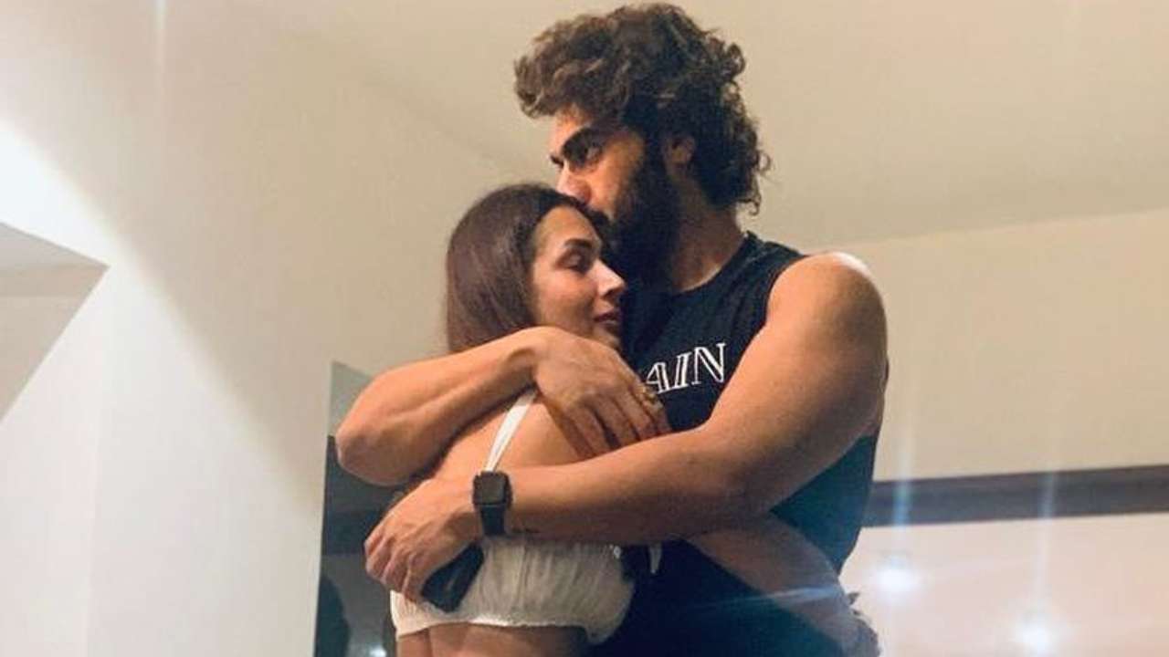 Arjun Kapoor hugs Malaika Arora