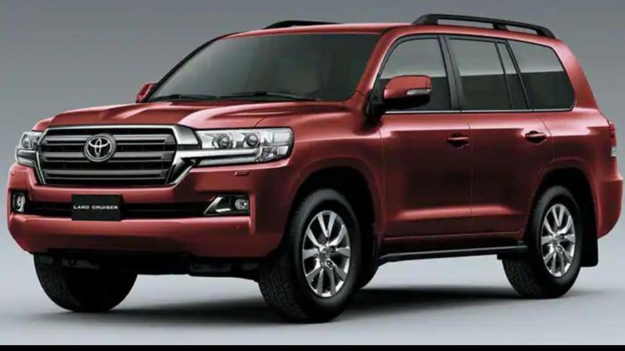 Toyota land Cruiser में भी सवारी करते हैं सलमान 