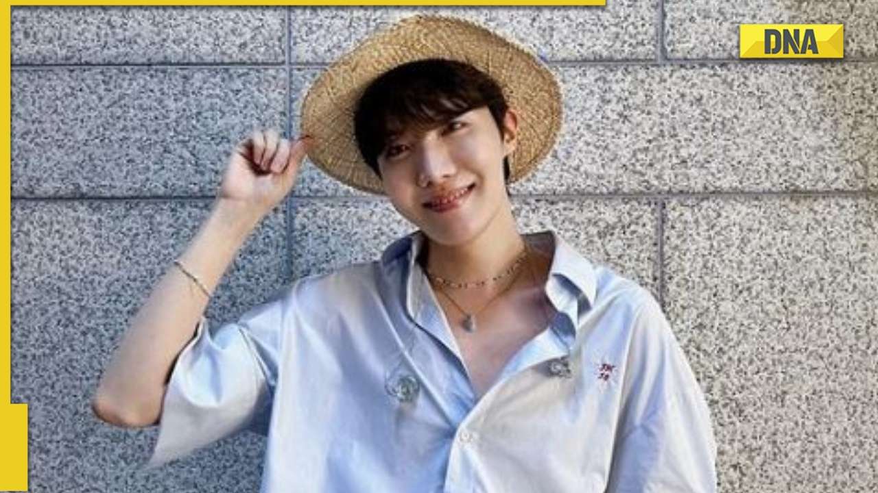 Bts J Hope Says Sorry To Armys Around The World Gets Emotional