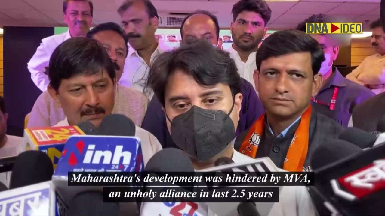  Jyotiraditya Scindia calls MVA ‘unholy alliance’