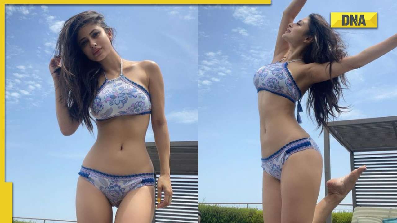 Bf Xxx Mouni Roy - Brahmastra star Mouni Roy flaunts her toned body in sexy blue-white printed  bikini