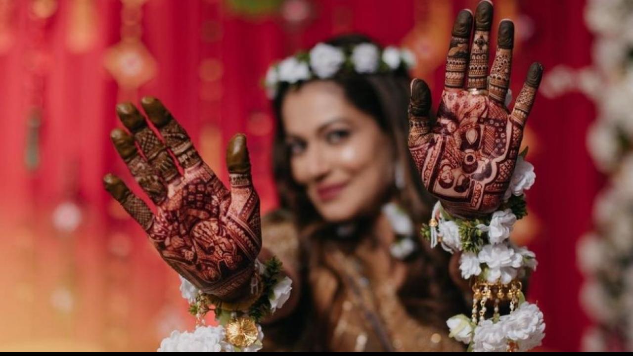 Payal Rohatgi Flaunts Beautiful Mehndi