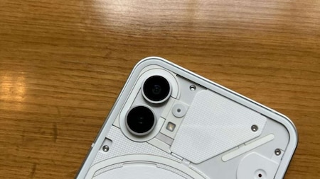 Nothing Phone (1) features dual rear camera setup