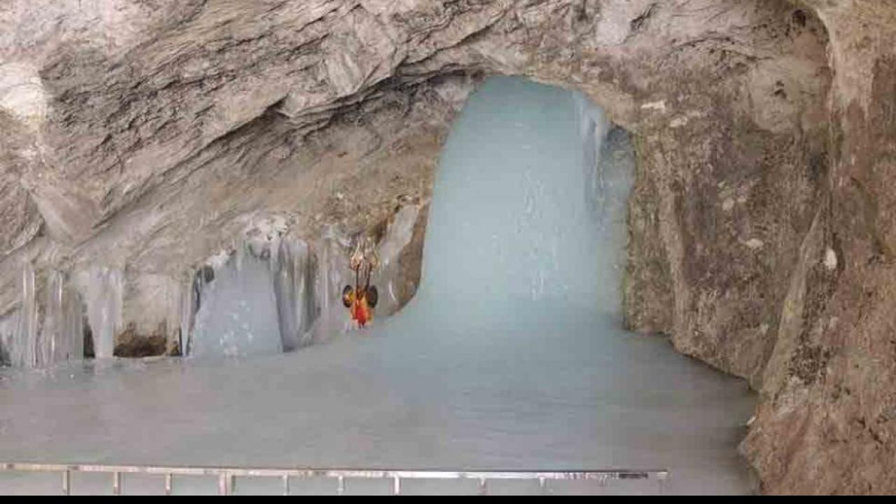 अमरनाथ मंदिर (Amarnath Temple)