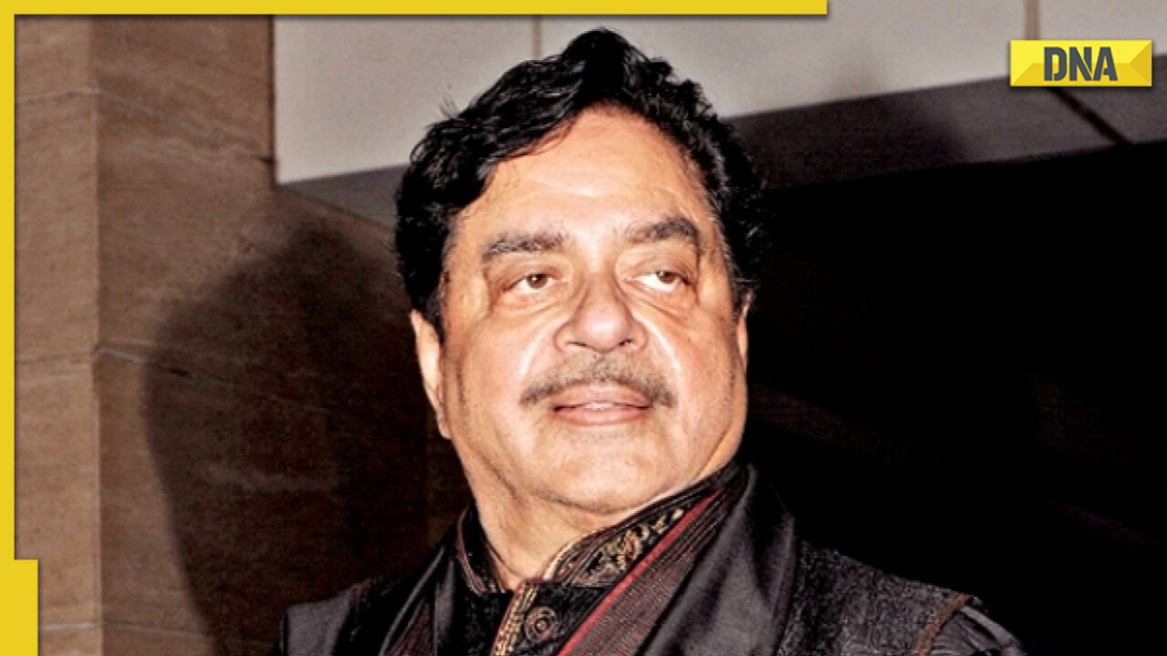 TMC leader Shatrughan Sinha slams Centre, calls PM Modi’s govt ‘dictatorship’ in Martyrs’ Day rally
