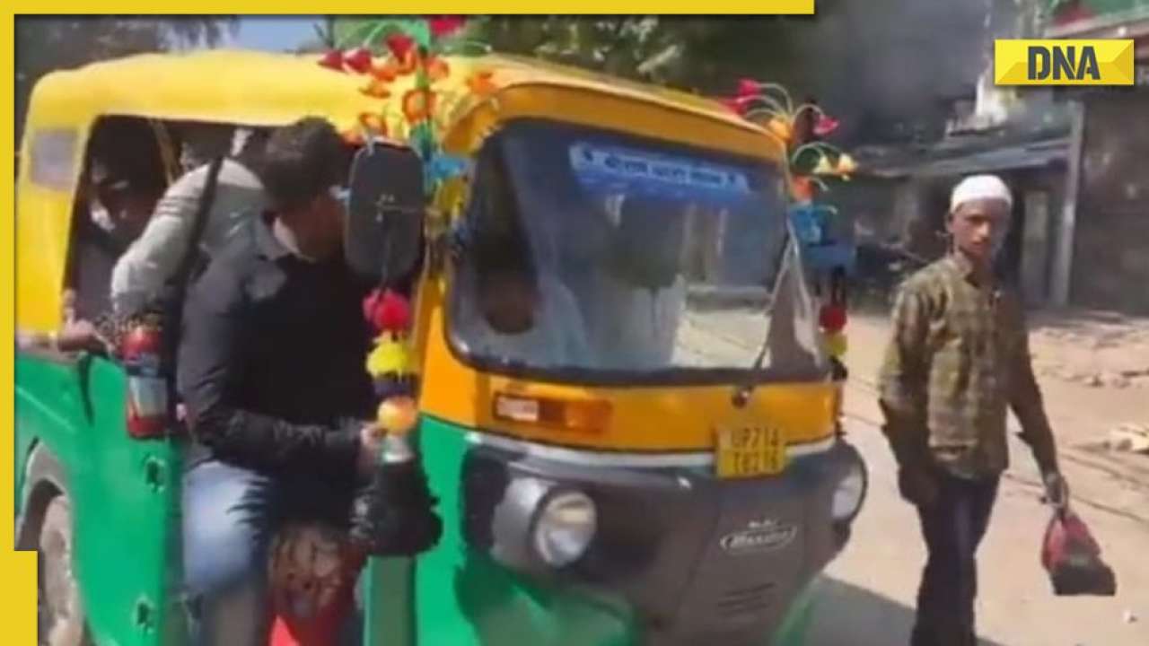 1280px x 720px - UP Police shocked after stopping auto-rickshaw with 27 passengers: Watch  viral video
