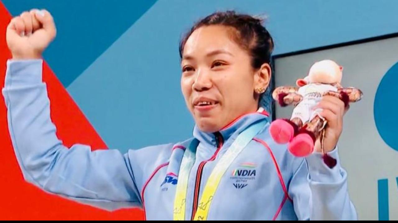 MiraBai Chanu wins first gold at birmingham 2022