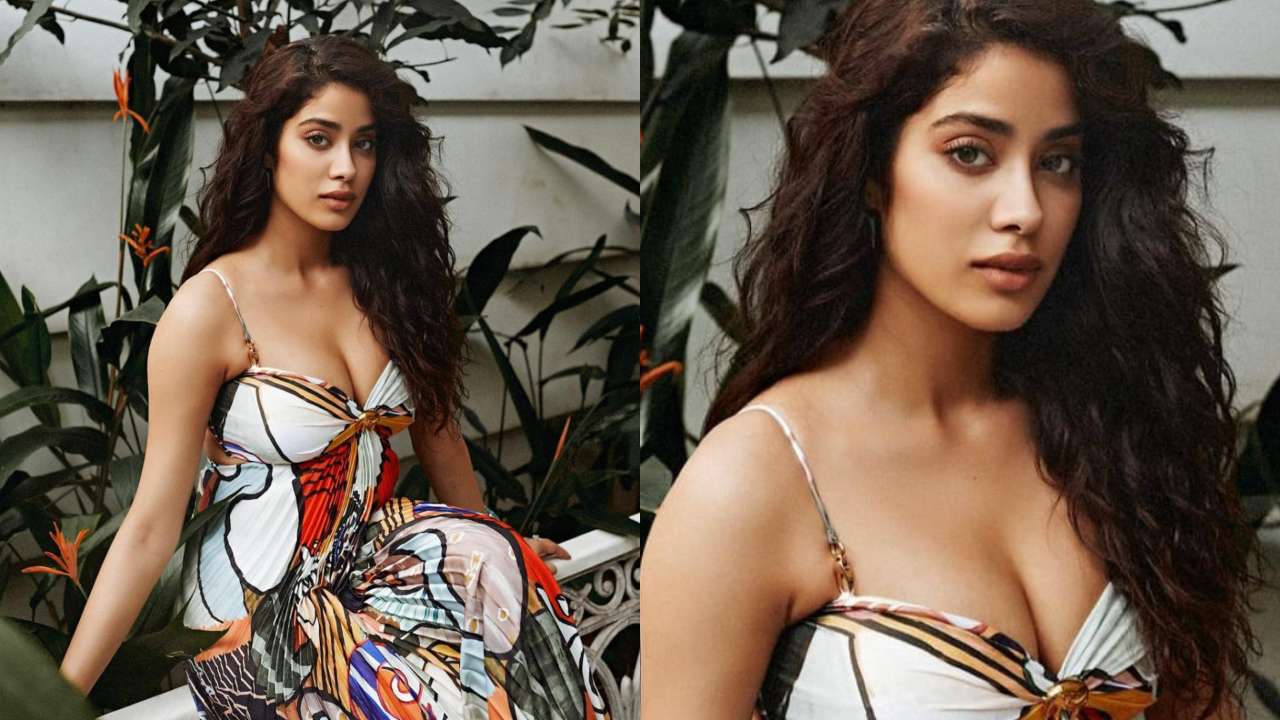 Janhvi Kapoor in Koffee with Karan season 7