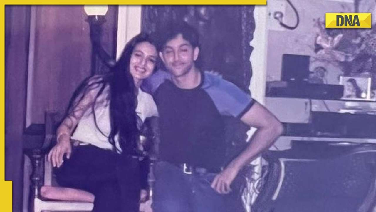 Ameesha Patel shares unseen throwback picture with Hrithik Roshan on Instagram