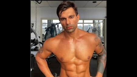 Qubool Hai fame Karan Singh Grover 