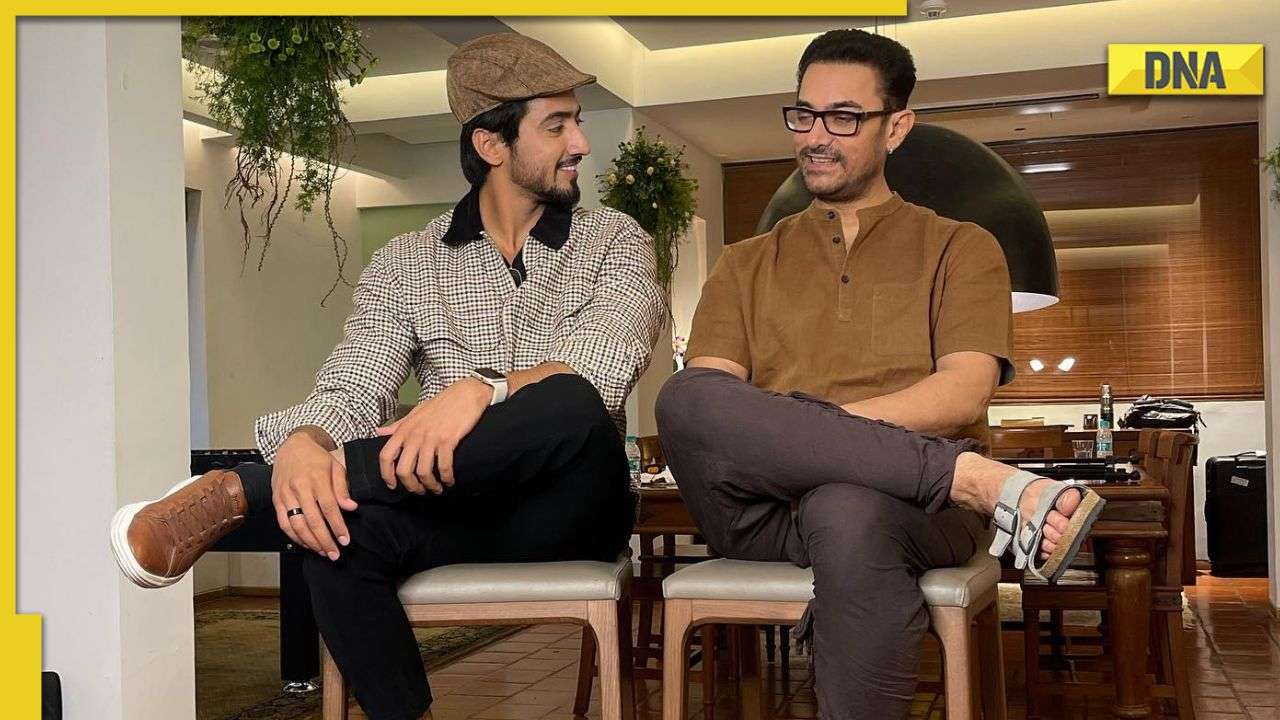 Aamir Khan recreates iconic scene from Andaaz Apna Apna with Mr Faizu, video  goes viral