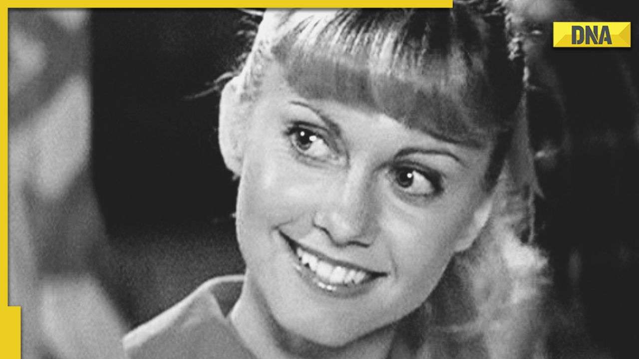 Singer Olivia Newton-John passes away at 73, John Travolta, Kareena Kapoor, Anil Kapoor mourn songwriter's demise