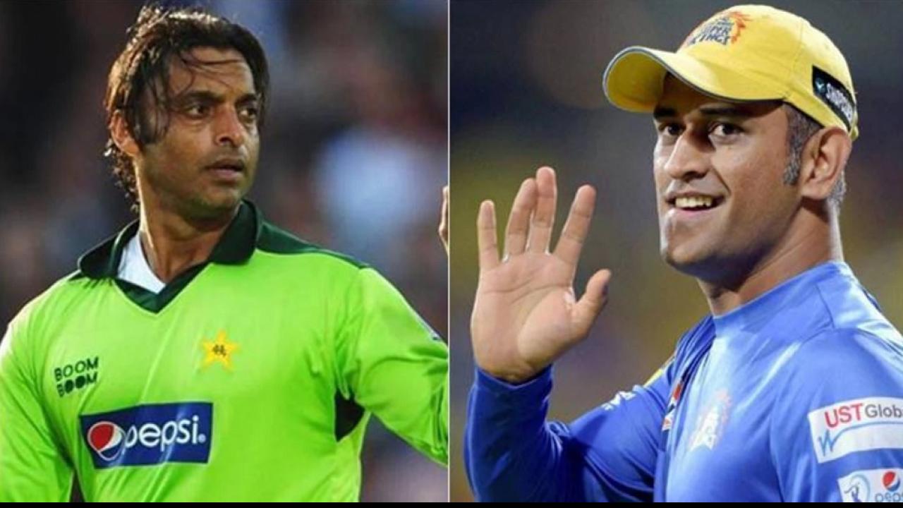 MS Dhoni And Shoaib Akhtar