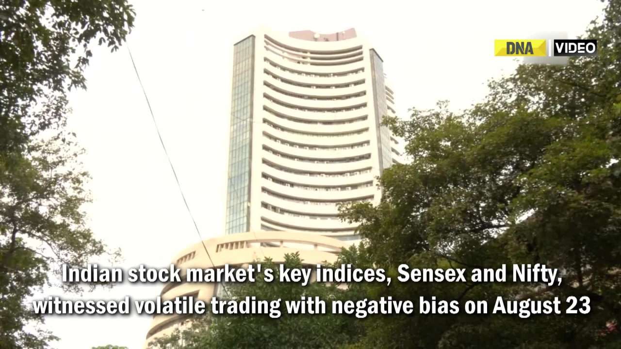 Volatile trading at Indian equities; IT, Banking stocks slump
