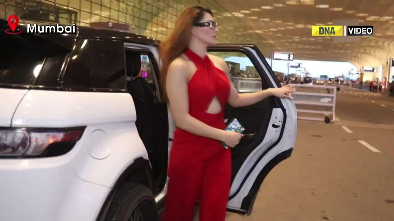 Urvashi Rutela sizzles in red attire at Mumbai airport