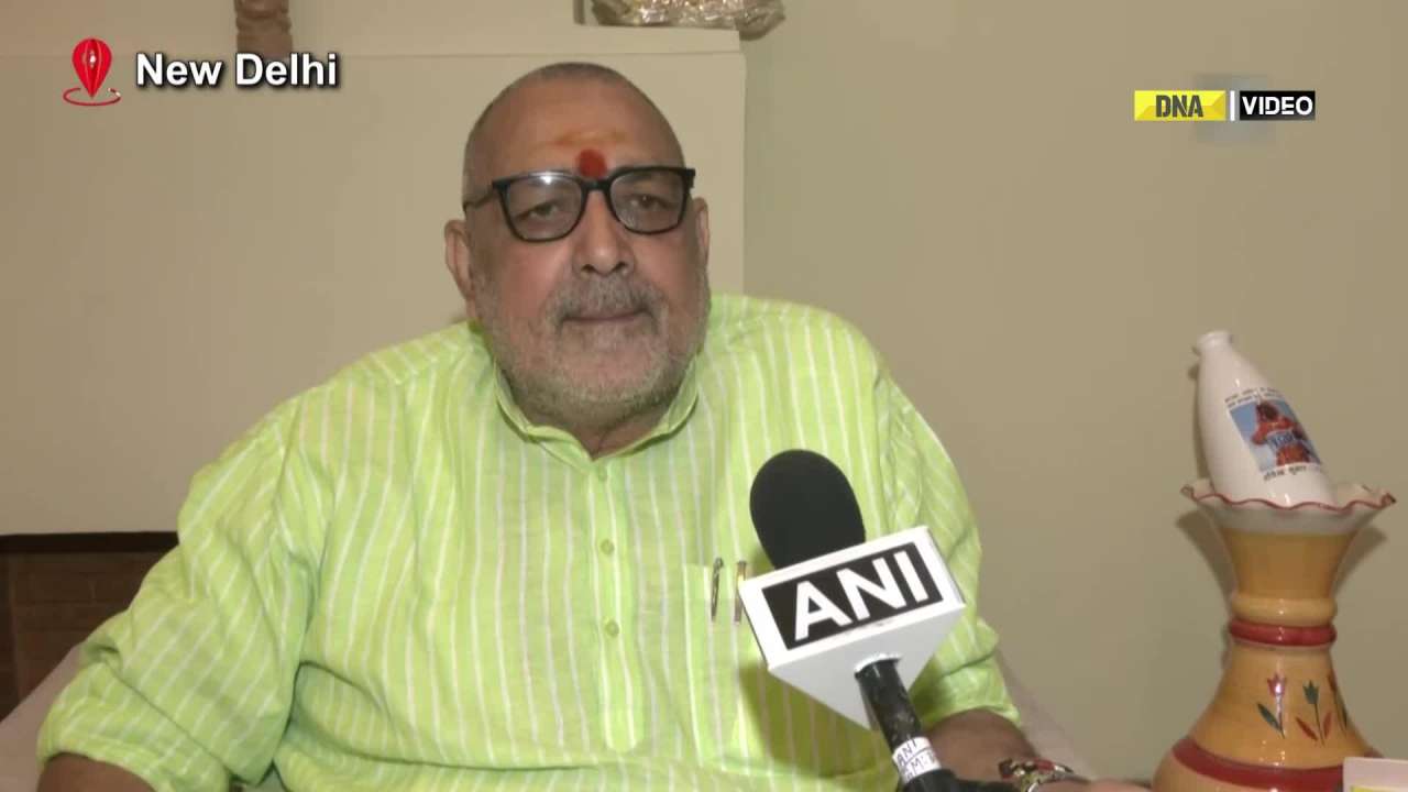 Giriraj Singh attacks KCR over his visit in Bihar