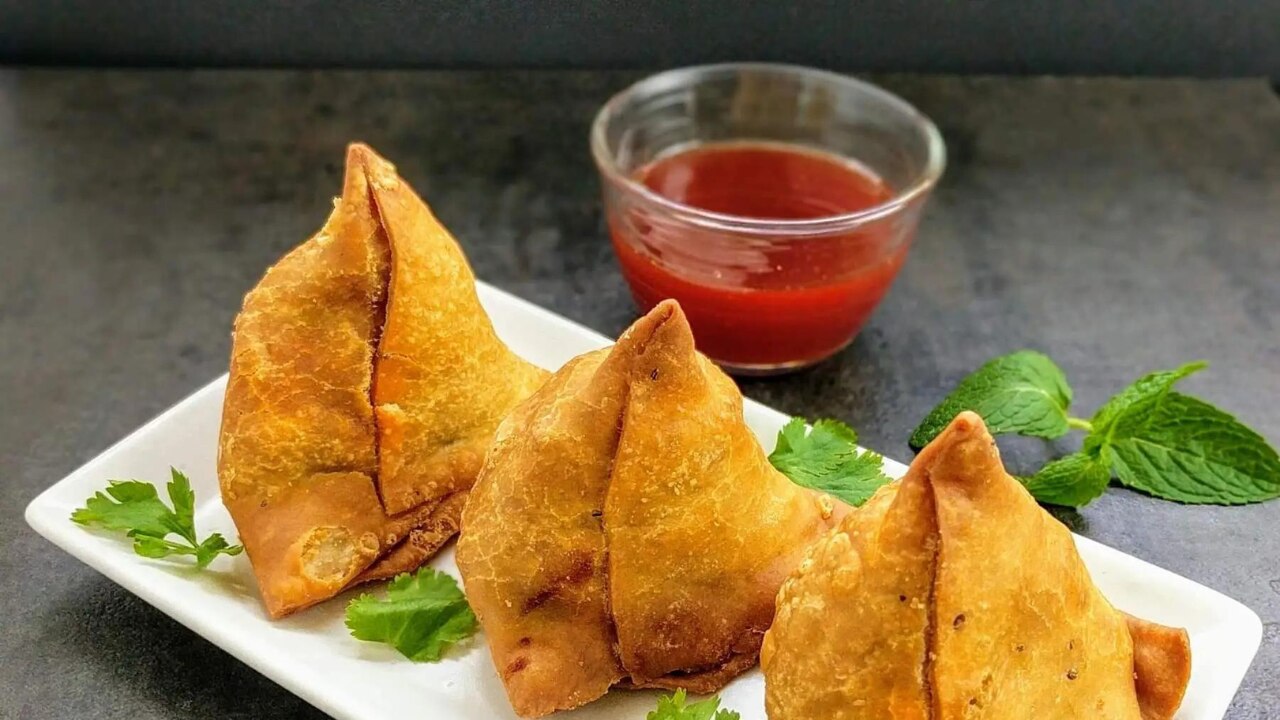 Battuta about samosa