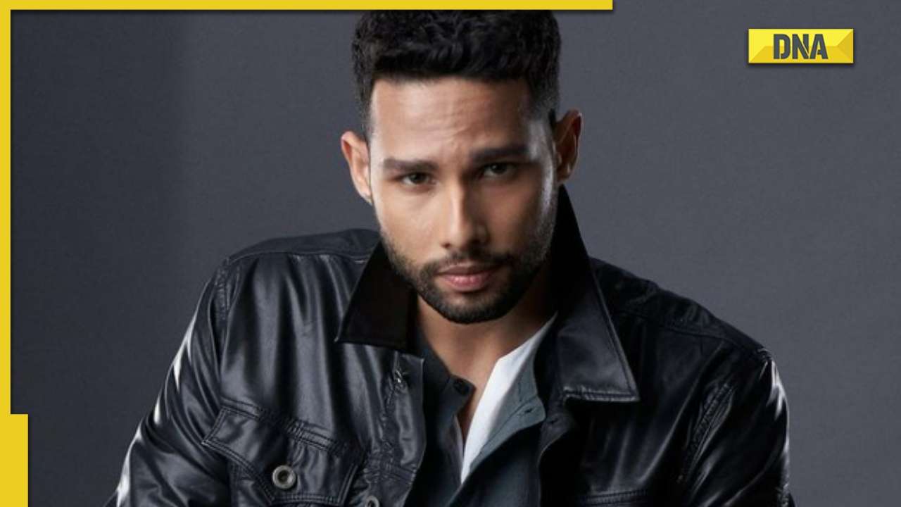 Koffee With Karan 7: Siddhant Chaturvedi has EPIC reply to Sara, Janhvi, Ananya's 'cheese' comment on Vijay Deverakonda