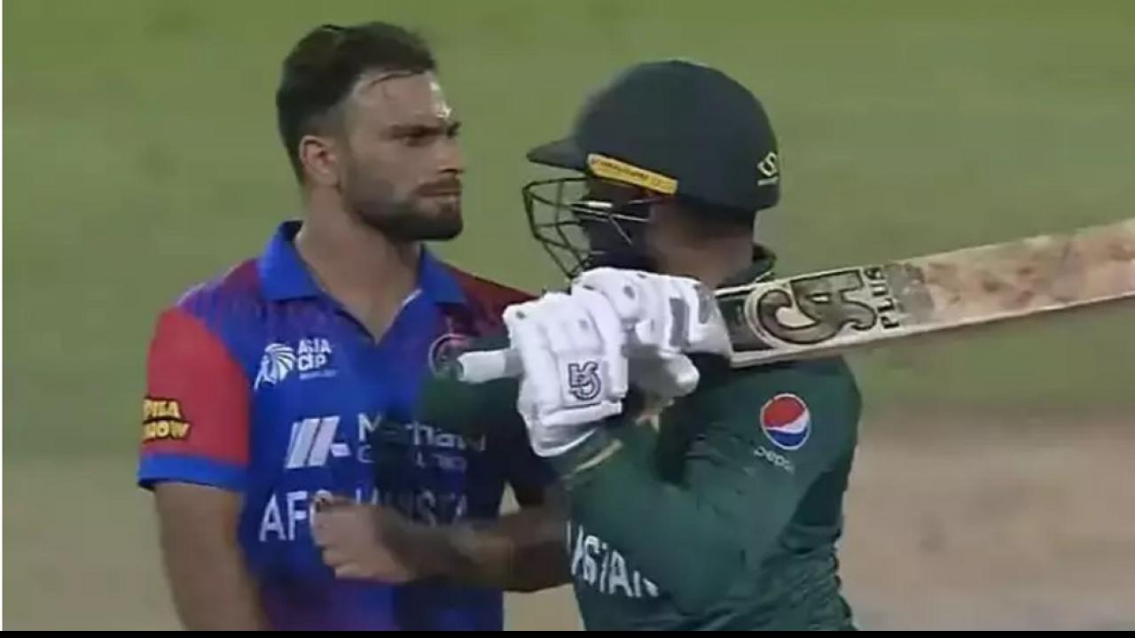 Asif Ali and Fareed Ahmad fight