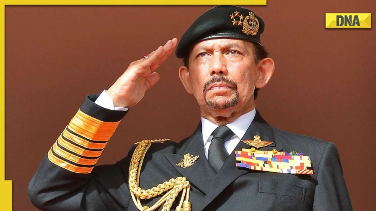 Sultan of Brunei is now the world's longest serving living monarch