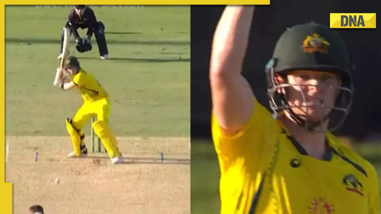AUS vs NZ 3rd ODI: Steve Smith signals a no-ball after seeing five fielders outside 30-yard circle- WATCH