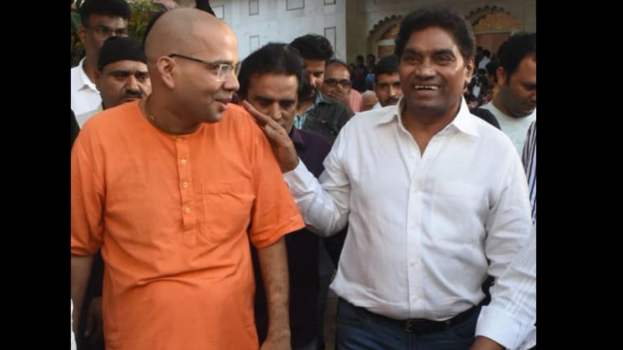 Johnny Lever at Raju Srivastava prayer meet