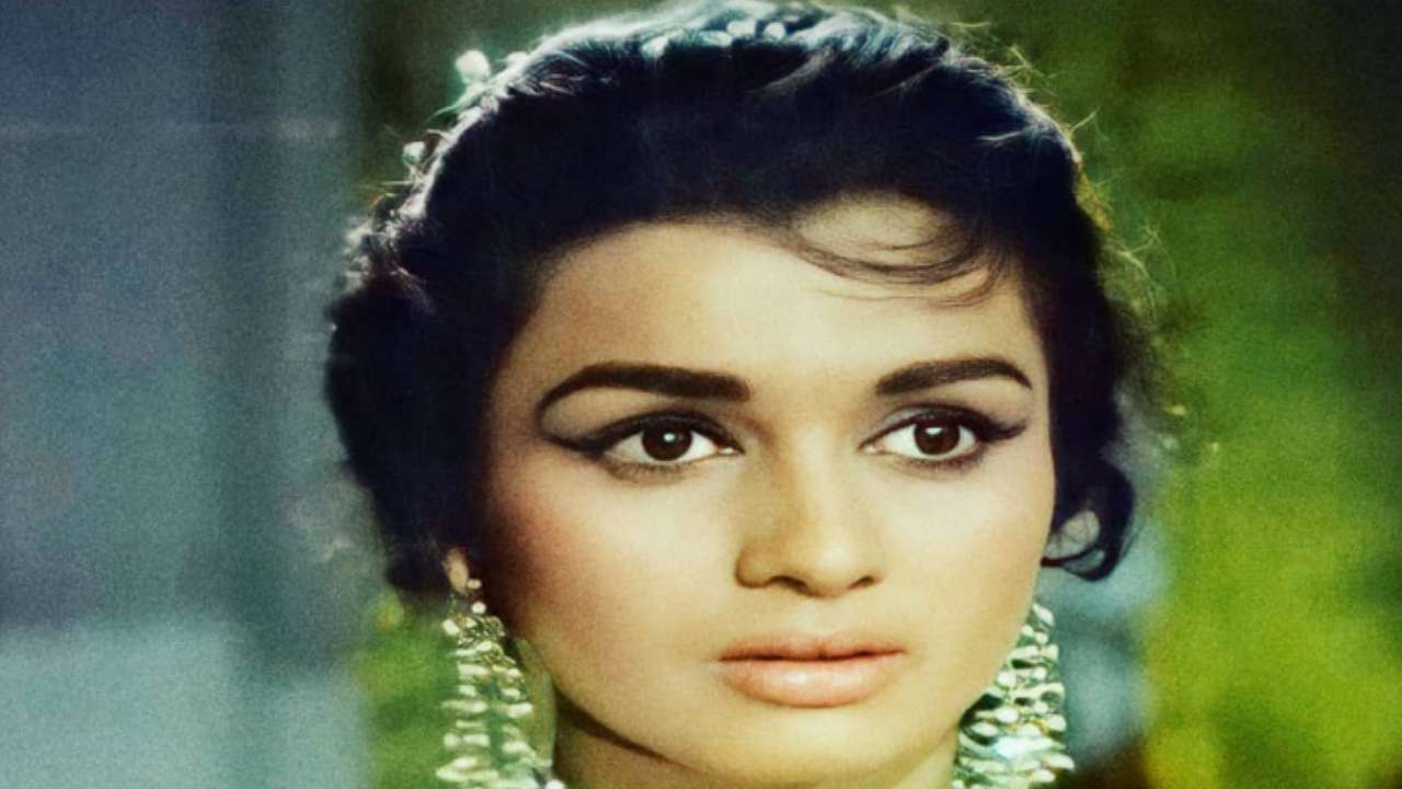 Dadasaheb Phalke Award for Asha Parekh: A look at 5 iconic films of ...