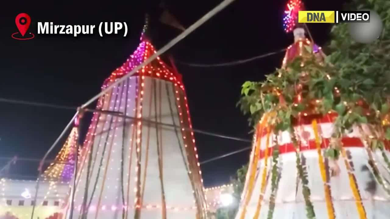UP: Devotees offer prayers at Maa Vindhyavasini Temple in Mirzapur