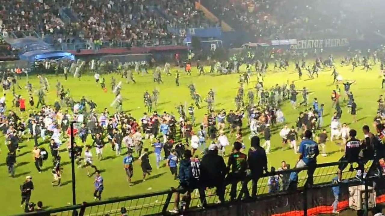 Deadly soccer stampede 178 football fans killed, several hurt